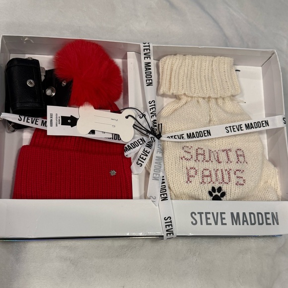 Steve Madden Other - Steve Madden winter gift set beanie pet sweater up to 20lbs & poop bag pouch
